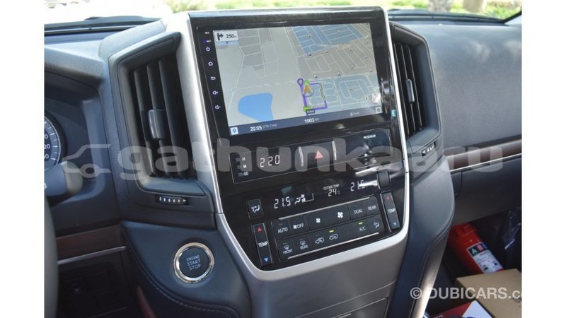 Big with watermark toyota land cruiser baa import dubai 1717