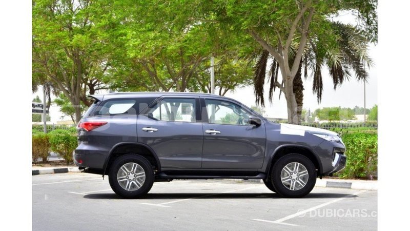 Big with watermark toyota fortuner baa import dubai 1721