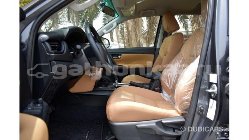 Big with watermark toyota fortuner baa import dubai 1721