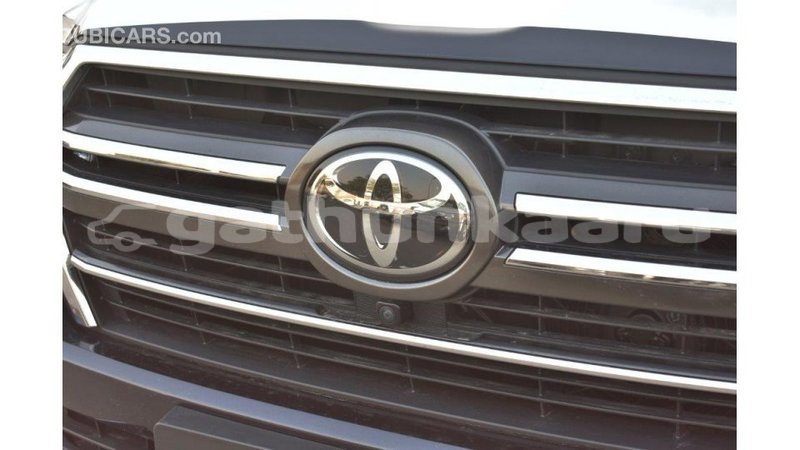 Big with watermark toyota land cruiser baa import dubai 1722