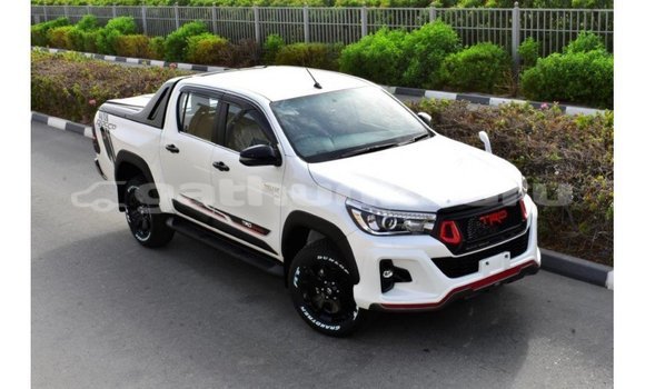 Buy Import Toyota Hilux White Car in Import - Dubai in Baa Buy Import Toyota Hilux White Car in Import - Dubai in Baa