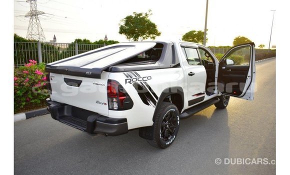Buy Import Toyota Hilux White Car in Import - Dubai in Baa Buy Import Toyota Hilux White Car in Import - Dubai in Baa