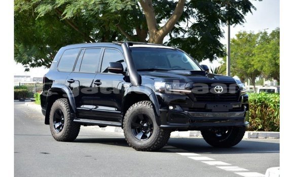 Buy Import Toyota Land Cruiser Black Car in Import - Dubai in Baa Buy Import Toyota Land Cruiser Black Car in Import - Dubai in Baa