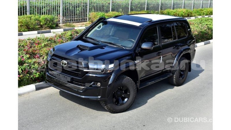 Big with watermark toyota land cruiser baa import dubai 1727