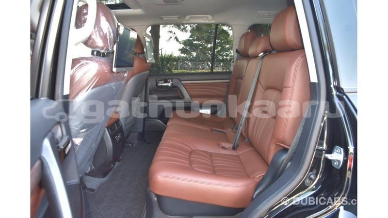 Big with watermark toyota land cruiser baa import dubai 1727