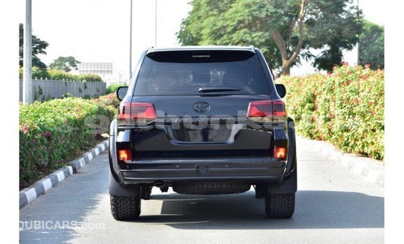 Buy Import Toyota Land Cruiser Black Car in Import - Dubai in Baa Buy Import Toyota Land Cruiser Black Car in Import - Dubai in Baa