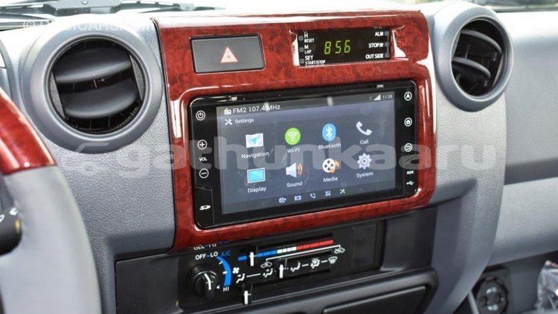 Big with watermark toyota land cruiser baa import dubai 1730