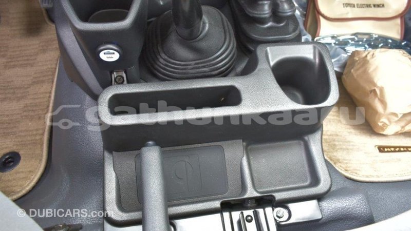 Big with watermark toyota land cruiser baa import dubai 1730