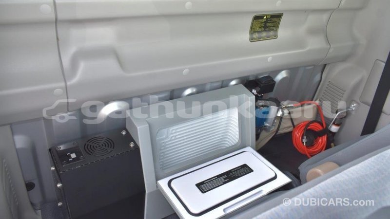 Big with watermark toyota land cruiser baa import dubai 1730