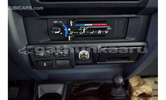 Buy Import Toyota Land Cruiser Beige Car in Import - Dubai in Baa Buy Import Toyota Land Cruiser Beige Car in Import - Dubai in Baa