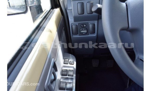 Buy Import Toyota Land Cruiser Beige Car in Import - Dubai in Baa Buy Import Toyota Land Cruiser Beige Car in Import - Dubai in Baa