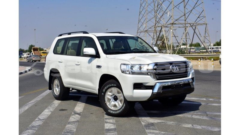 Big with watermark toyota land cruiser baa import dubai 1732