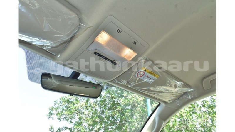 Big with watermark toyota land cruiser baa import dubai 1732