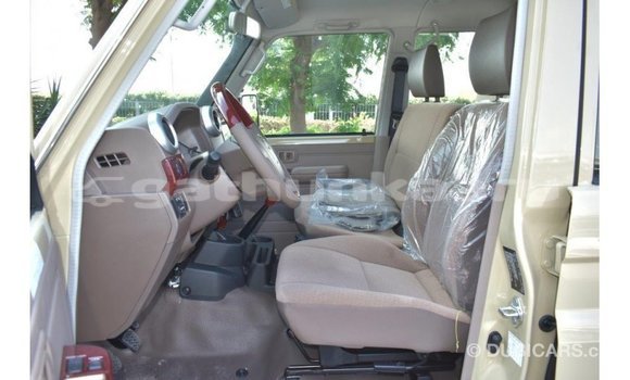 Buy Import Toyota Land Cruiser Beige Car in Import - Dubai in Baa Buy Import Toyota Land Cruiser Beige Car in Import - Dubai in Baa