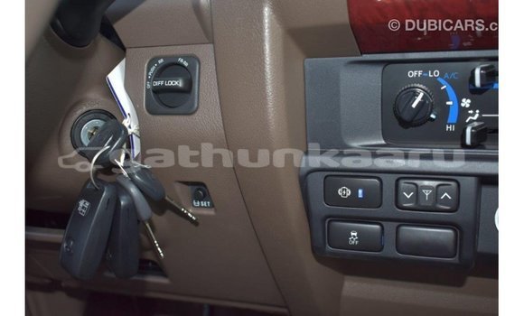 Buy Import Toyota Land Cruiser Beige Car in Import - Dubai in Baa Buy Import Toyota Land Cruiser Beige Car in Import - Dubai in Baa