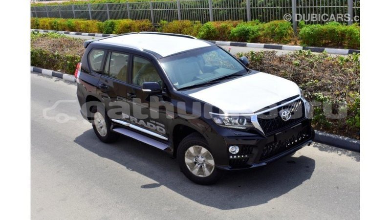 Big with watermark toyota prado baa import dubai 1738