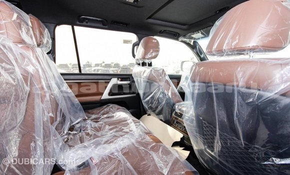 Buy Import Toyota Land Cruiser Black Car in Import - Dubai in Baa Buy Import Toyota Land Cruiser Black Car in Import - Dubai in Baa