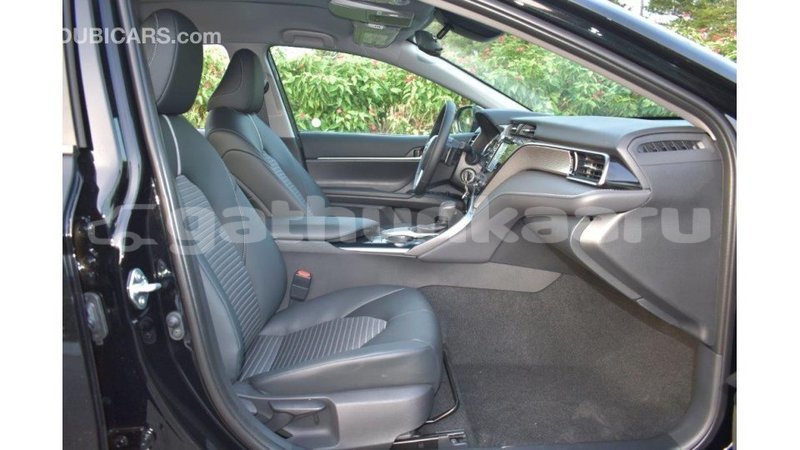 Big with watermark toyota camry baa import dubai 1739