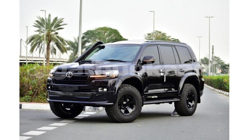 Big with watermark toyota land cruiser baa import dubai 1744