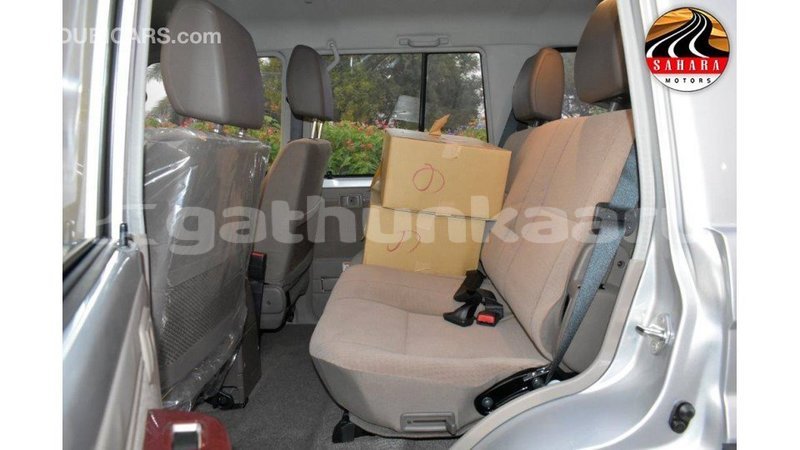 Big with watermark toyota land cruiser baa import dubai 1746