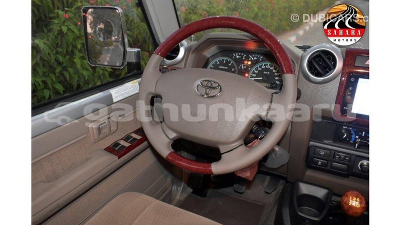 Big with watermark toyota land cruiser baa import dubai 1746