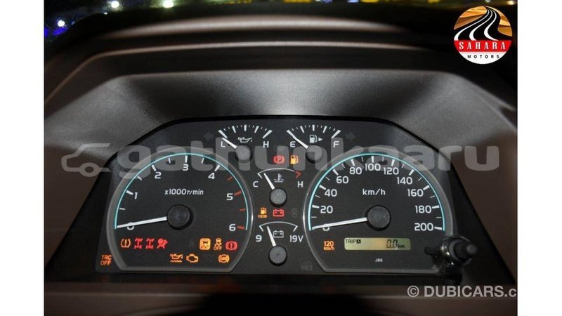 Big with watermark toyota land cruiser baa import dubai 1746