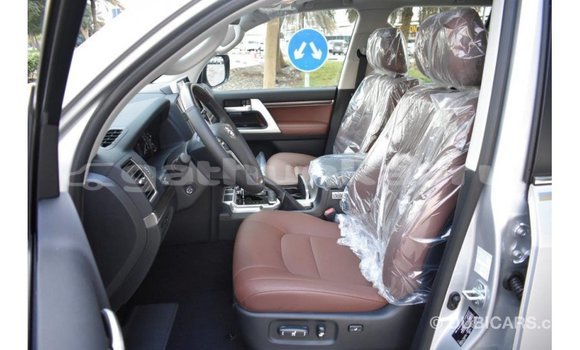 Buy Import Toyota Land Cruiser Other Car in Import - Dubai in Baa Buy Import Toyota Land Cruiser Other Car in Import - Dubai in Baa