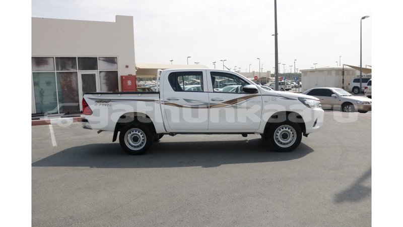 Big with watermark toyota hilux baa import dubai 1758