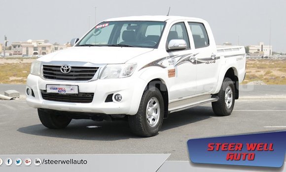 Buy Import Toyota Hilux White Car in Import - Dubai in Baa Buy Import Toyota Hilux White Car in Import - Dubai in Baa