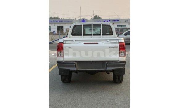 Buy Import Toyota Hilux White Car in Import - Dubai in Baa Buy Import Toyota Hilux White Car in Import - Dubai in Baa
