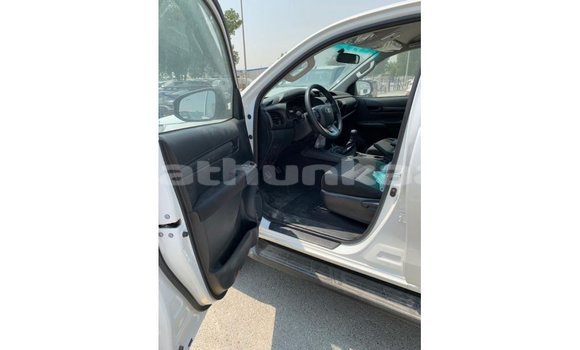 Buy Import Toyota Hilux White Car in Import - Dubai in Baa Buy Import Toyota Hilux White Car in Import - Dubai in Baa