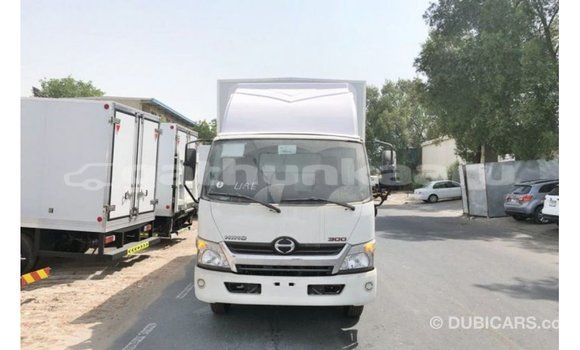 Buy Import Hino 300 Series White Truck in Import - Dubai in Baa Buy Import Hino 300 Series White Truck in Import - Dubai in Baa
