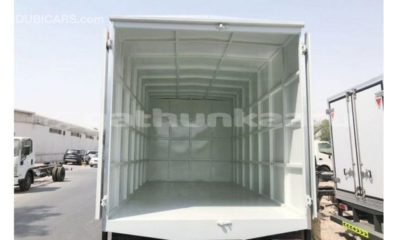 Buy Import Hino 300 Series White Truck in Import - Dubai in Baa Buy Import Hino 300 Series White Truck in Import - Dubai in Baa