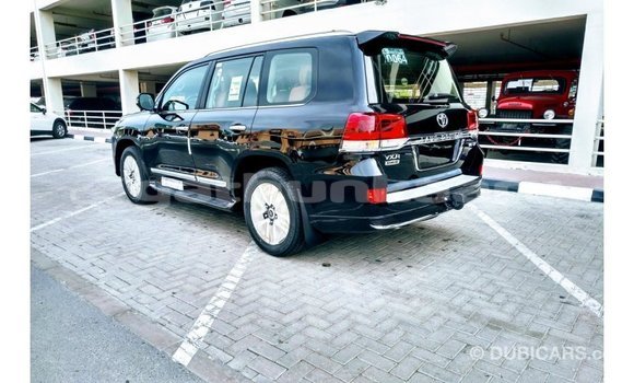 Buy Import Toyota Land Cruiser Black Car in Import - Dubai in Baa Buy Import Toyota Land Cruiser Black Car in Import - Dubai in Baa