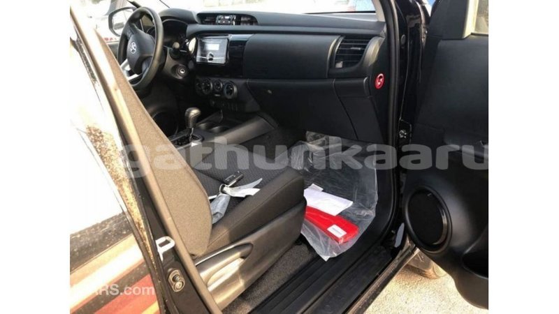 Big with watermark toyota hilux baa import dubai 1772