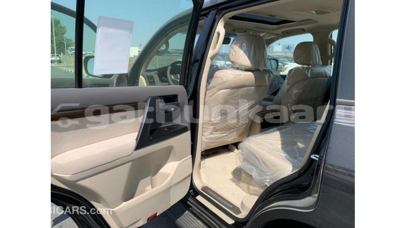 Big with watermark toyota land cruiser baa import dubai 1774