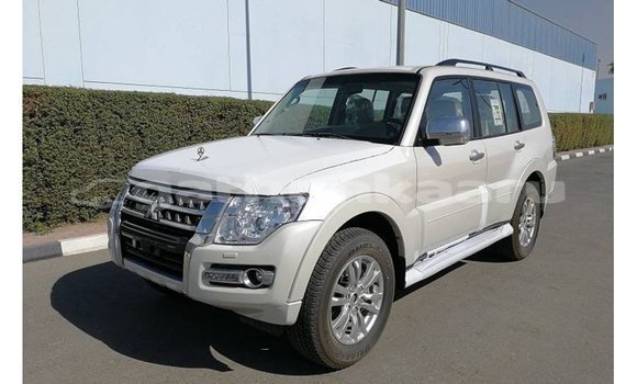 Buy Import Mitsubishi Pajero White Car in Import - Dubai in Baa Buy Import Mitsubishi Pajero White Car in Import - Dubai in Baa
