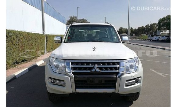 Buy Import Mitsubishi Pajero White Car in Import - Dubai in Baa Buy Import Mitsubishi Pajero White Car in Import - Dubai in Baa
