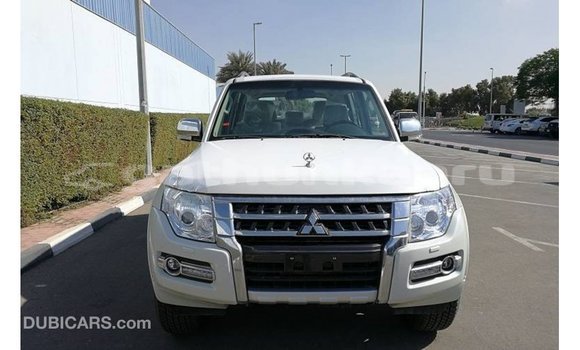 Buy Import Mitsubishi Pajero White Car in Import - Dubai in Baa Buy Import Mitsubishi Pajero White Car in Import - Dubai in Baa
