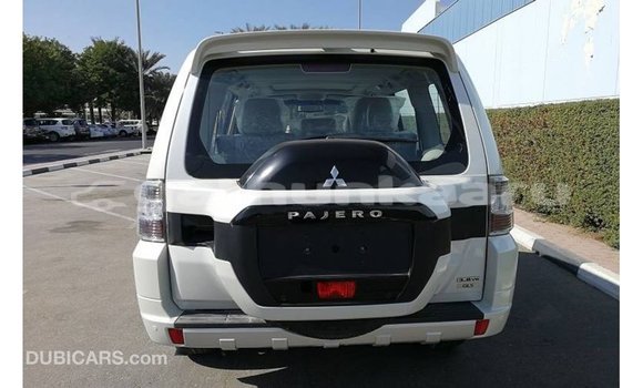 Buy Import Mitsubishi Pajero White Car in Import - Dubai in Baa Buy Import Mitsubishi Pajero White Car in Import - Dubai in Baa