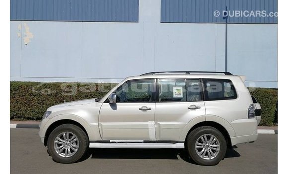 Buy Import Mitsubishi Pajero White Car in Import - Dubai in Baa Buy Import Mitsubishi Pajero White Car in Import - Dubai in Baa