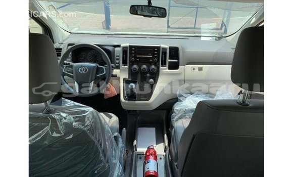 Buy Import Toyota Hiace White Car in Import - Dubai in Baa Buy Import Toyota Hiace White Car in Import - Dubai in Baa