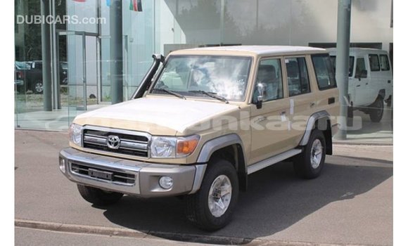 Buy Import Toyota Land Cruiser Beige Car in Import - Dubai in Baa Buy Import Toyota Land Cruiser Beige Car in Import - Dubai in Baa