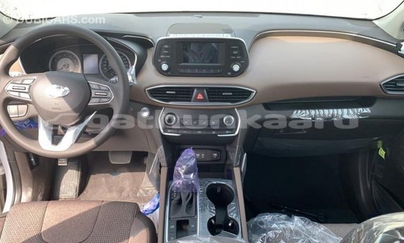 Buy Import Hyundai Santa Fe White Car in Import - Dubai in Baa Buy Import Hyundai Santa Fe White Car in Import - Dubai in Baa