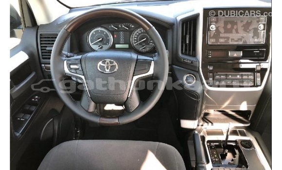 Buy Import Toyota Land Cruiser Black Car in Import - Dubai in Baa Buy Import Toyota Land Cruiser Black Car in Import - Dubai in Baa