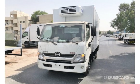 Buy Import Hino 300 Series White Truck in Import - Dubai in Baa Buy Import Hino 300 Series White Truck in Import - Dubai in Baa