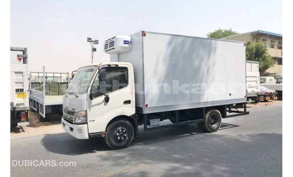 Buy Import Hino 300 Series White Truck in Import - Dubai in Baa Buy Import Hino 300 Series White Truck in Import - Dubai in Baa