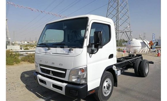 Buy Import Mitsubishi Carisma White Car in Import - Dubai in Baa Buy Import Mitsubishi Carisma White Car in Import - Dubai in Baa