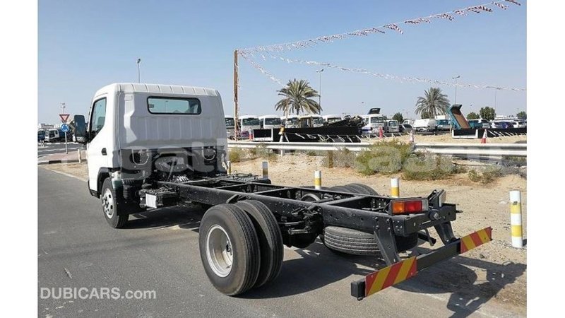 Big with watermark mitsubishi carisma baa import dubai 1794