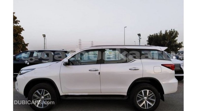 Big with watermark toyota fortuner baa import dubai 1795